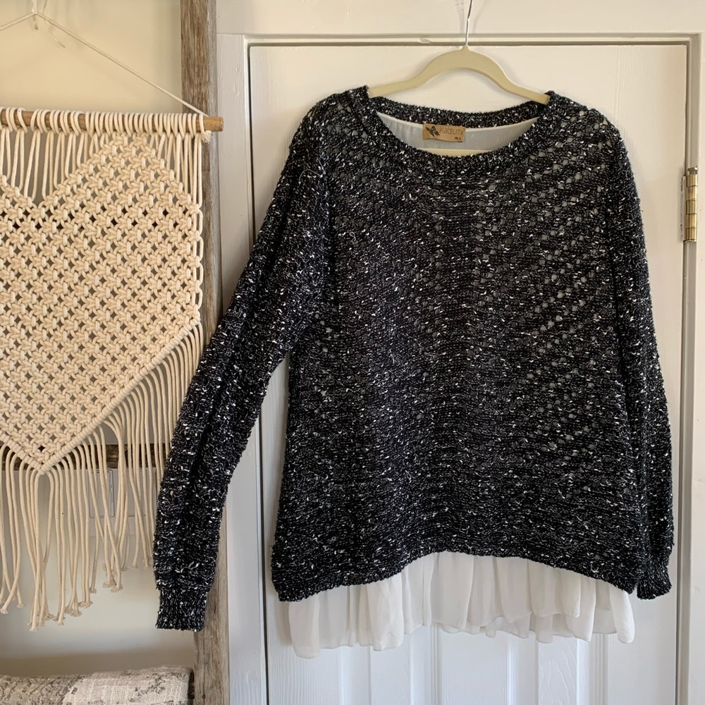Salt & Pepper Sweater With White Underlay